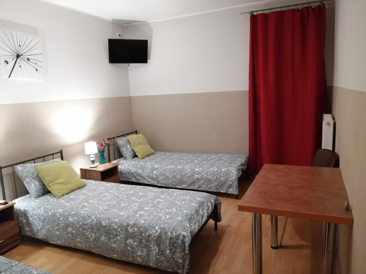 Pokoje Goscinne Z Prywatna Lazienka Dla Firm Gliwice Esterno foto
